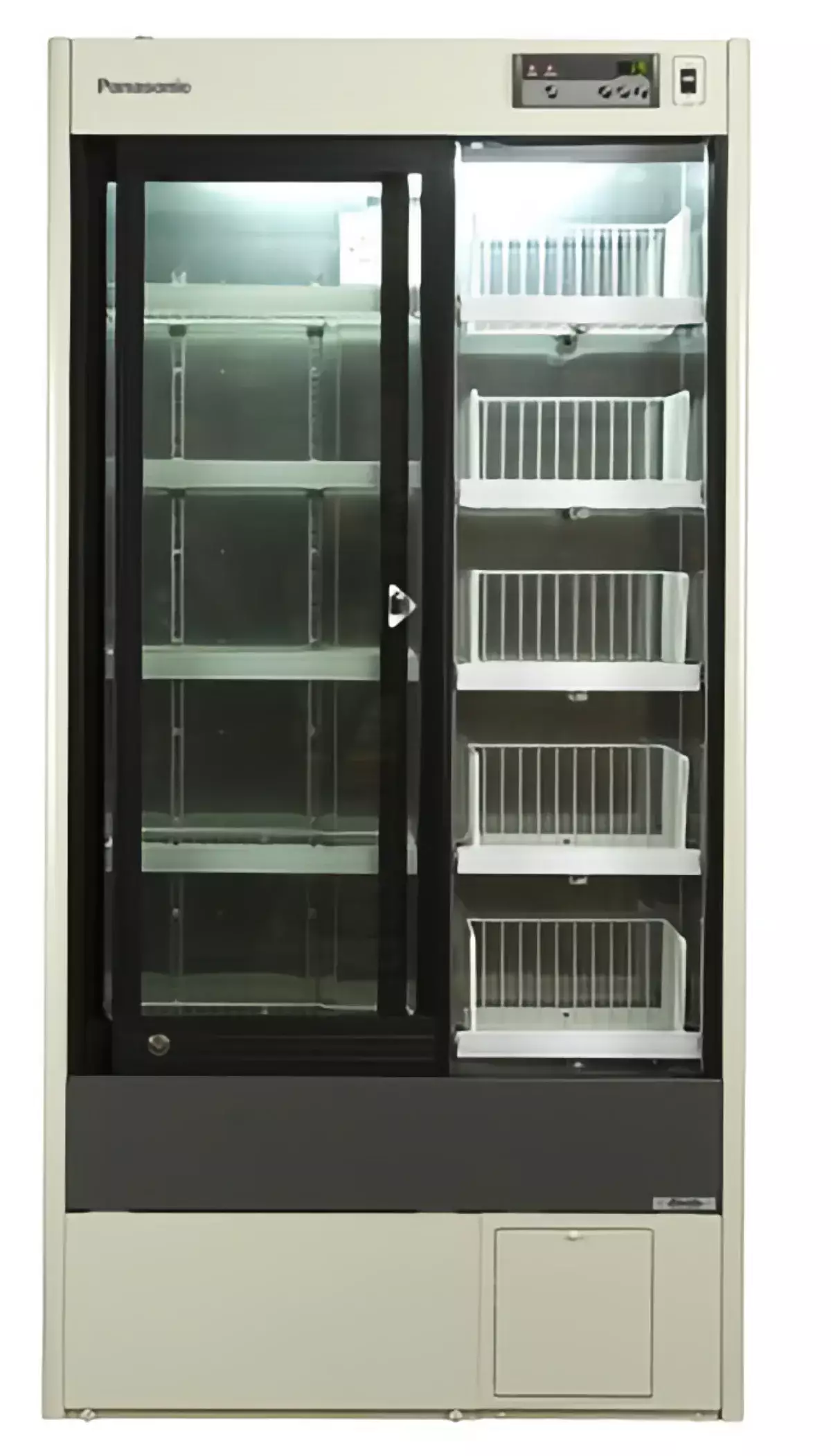 Холодильник MPR-514R, 486 л, от +2 до +14°С, Sanyo (Panasonic)